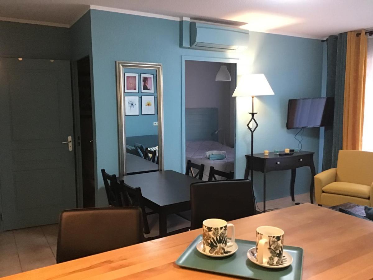 Superbe Appartement A Uzes Avec Place De Parking Eksteriør billede