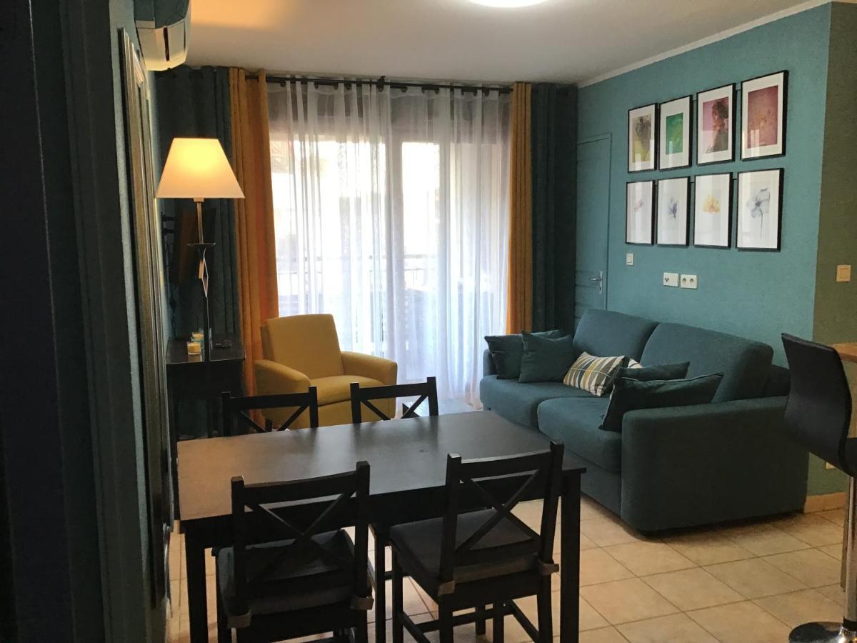 Superbe Appartement A Uzes Avec Place De Parking Eksteriør billede