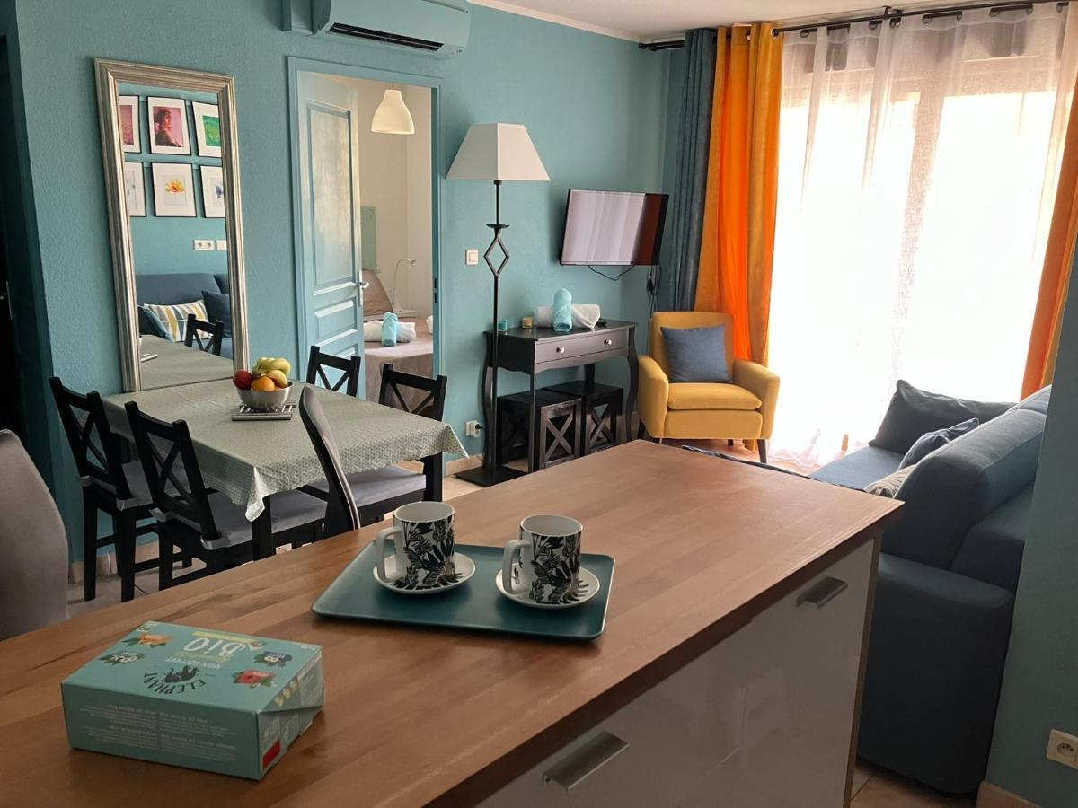 Superbe Appartement A Uzes Avec Place De Parking Eksteriør billede